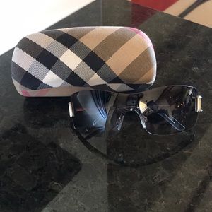 Burberry sunglasses